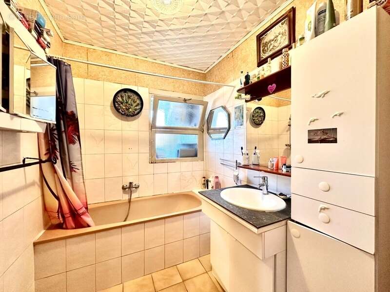 Appartement à MARSEILLE-9E
