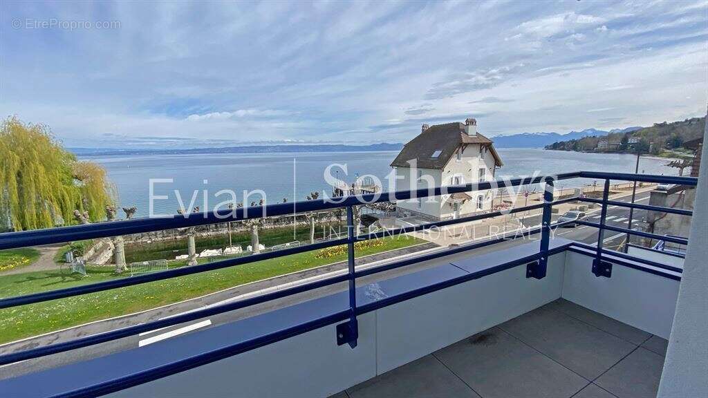 Appartement à EVIAN-LES-BAINS