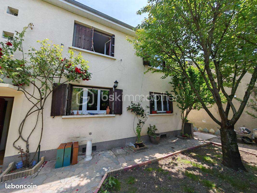 Maison à NOISY-LE-SEC