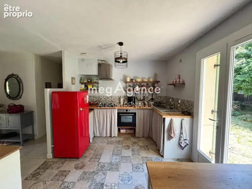 Maison 5 pièces - 104 m² avec jardin - photo 3