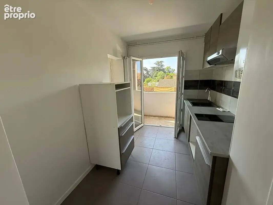 Appartement Romans Sur Isere 3 pièce(s) 52 m2 - photo 9