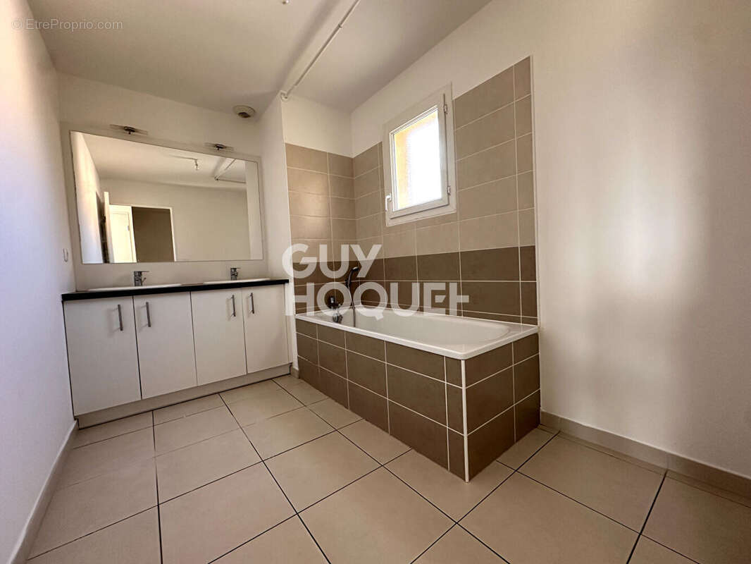 Maison F4, 81 m², 3 faces avec garage et parking. EXCLUSIVITE à vendre à Perpignan (66000) secteur Porte d'Espagne - photo 12