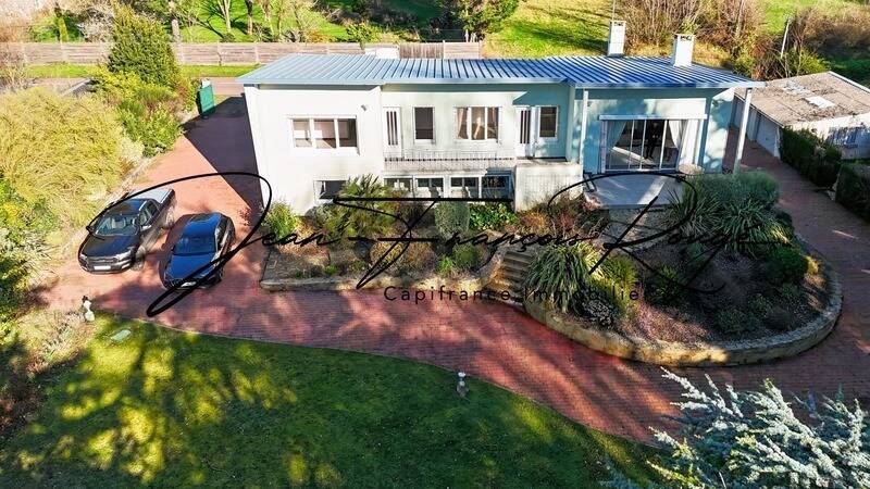 Maison à AGON-COUTAINVILLE