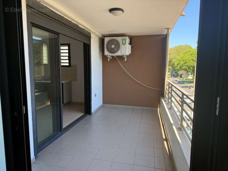 Appartement à vendre 2 pièces LA POSSESSION (974) - photo 3