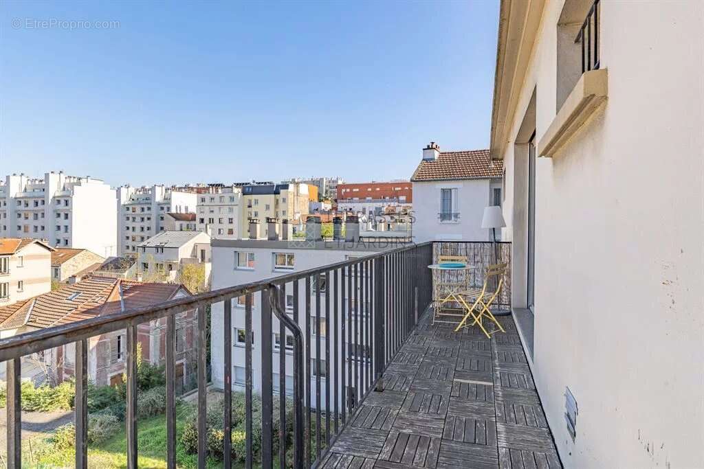 Appartement à ISSY-LES-MOULINEAUX
