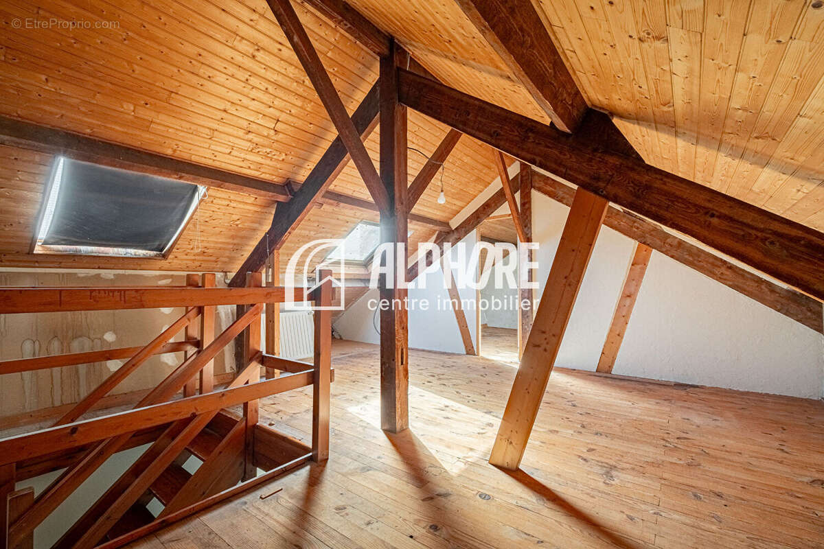 Nantes - Maison familiale évolutive avec jardin - 7 pièces -183 m² - garage double - photo 9