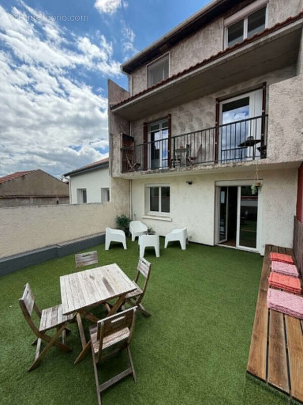 Maison 143 m² à Pont-Du-Chateau  - photo 6
