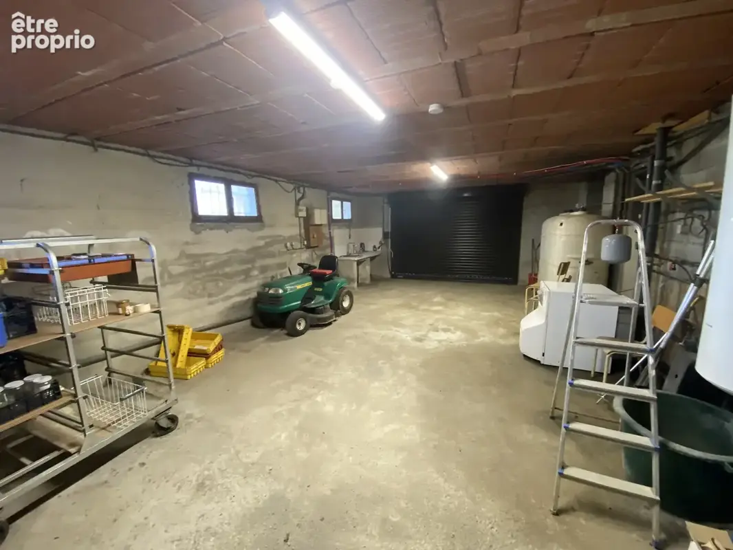 Plain-pied  avec piscine sur plus de 9 000 m2 de terrain - photo 16