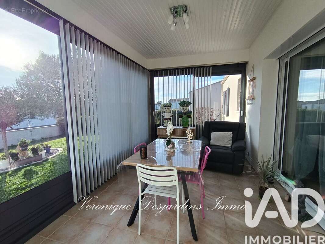 Photo 8 - Maison à SAINT-GEORGES-DES-COTEAUX