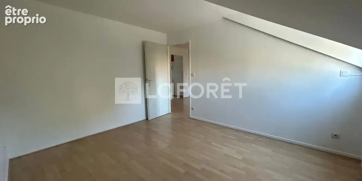 À vendre - Appartement F3 avec 1 cave à Thiais - photo 7