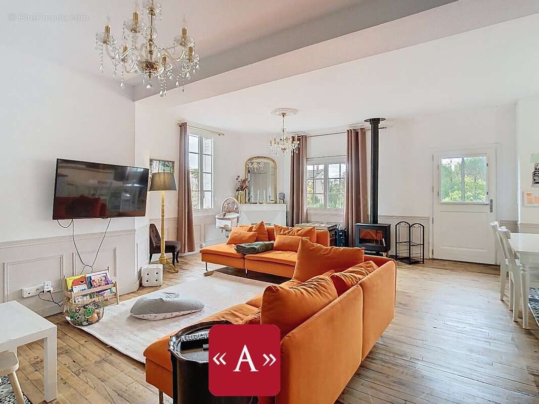 Maison à MONTASTRUC-LA-CONSEILLERE