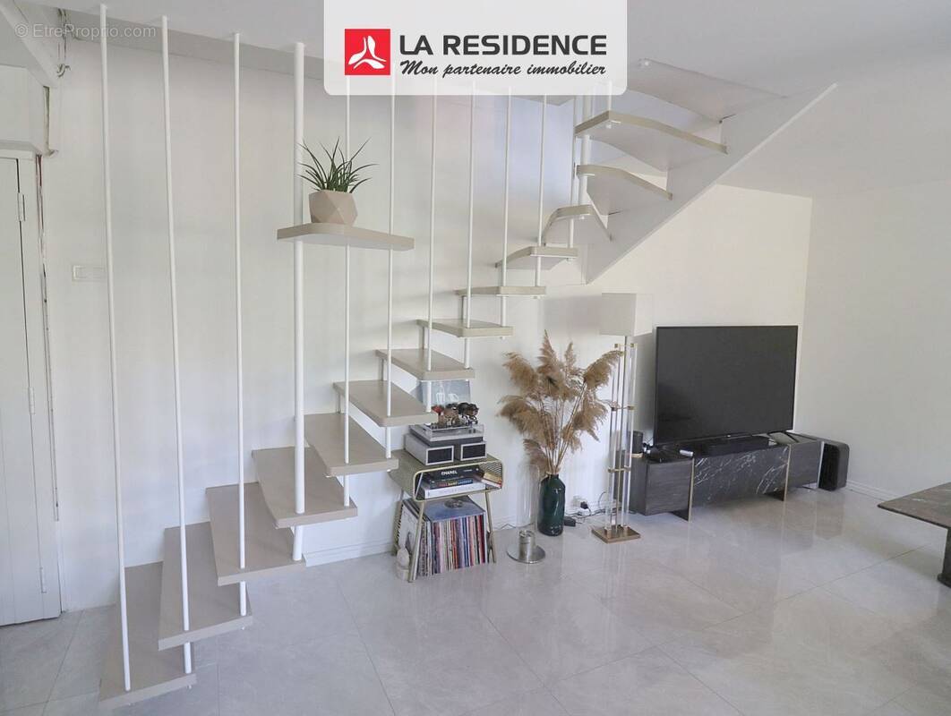Appartement à VERSAILLES