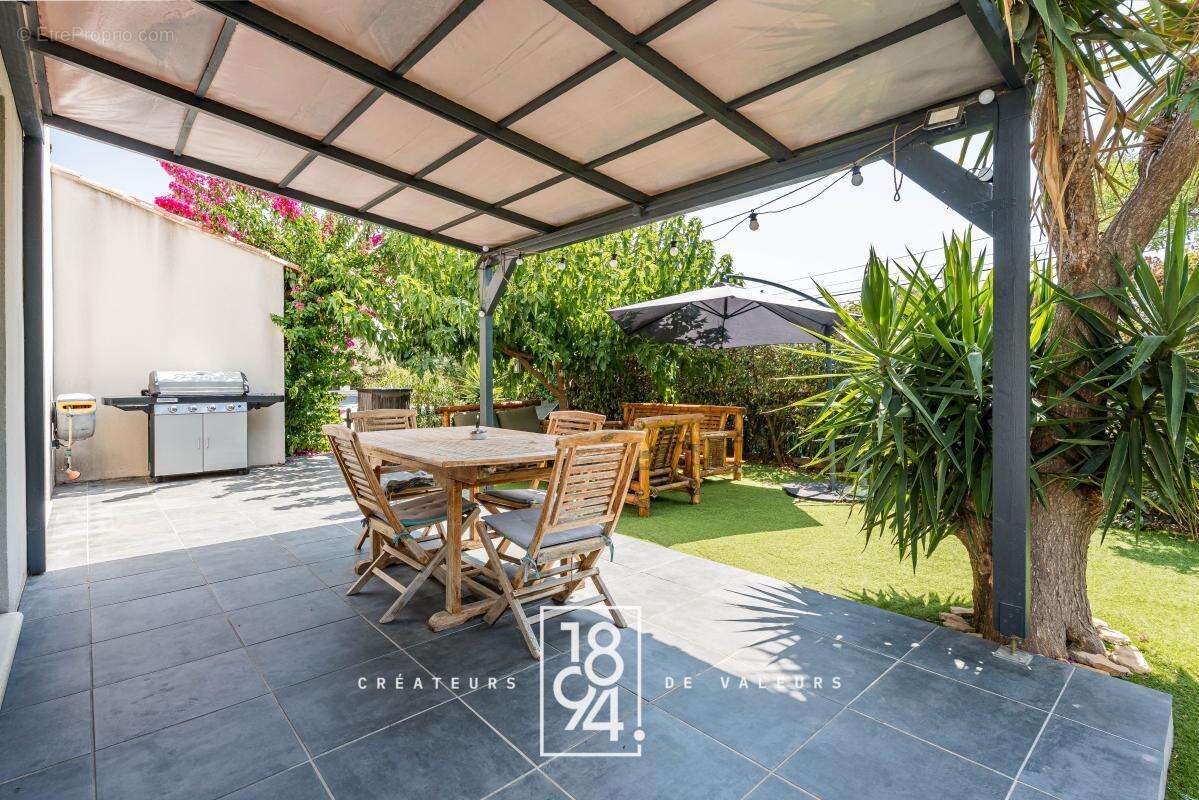 Maison  Type 5  Severiers  Piscine  Parcelle 500 m2  2018  - photo 3