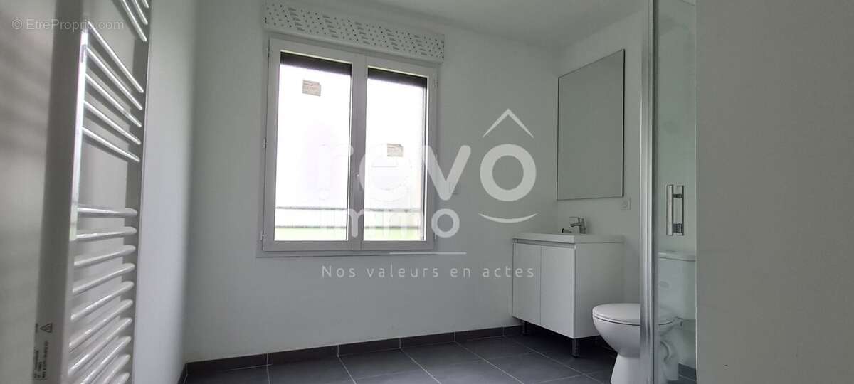 Maison à LE CELLIER