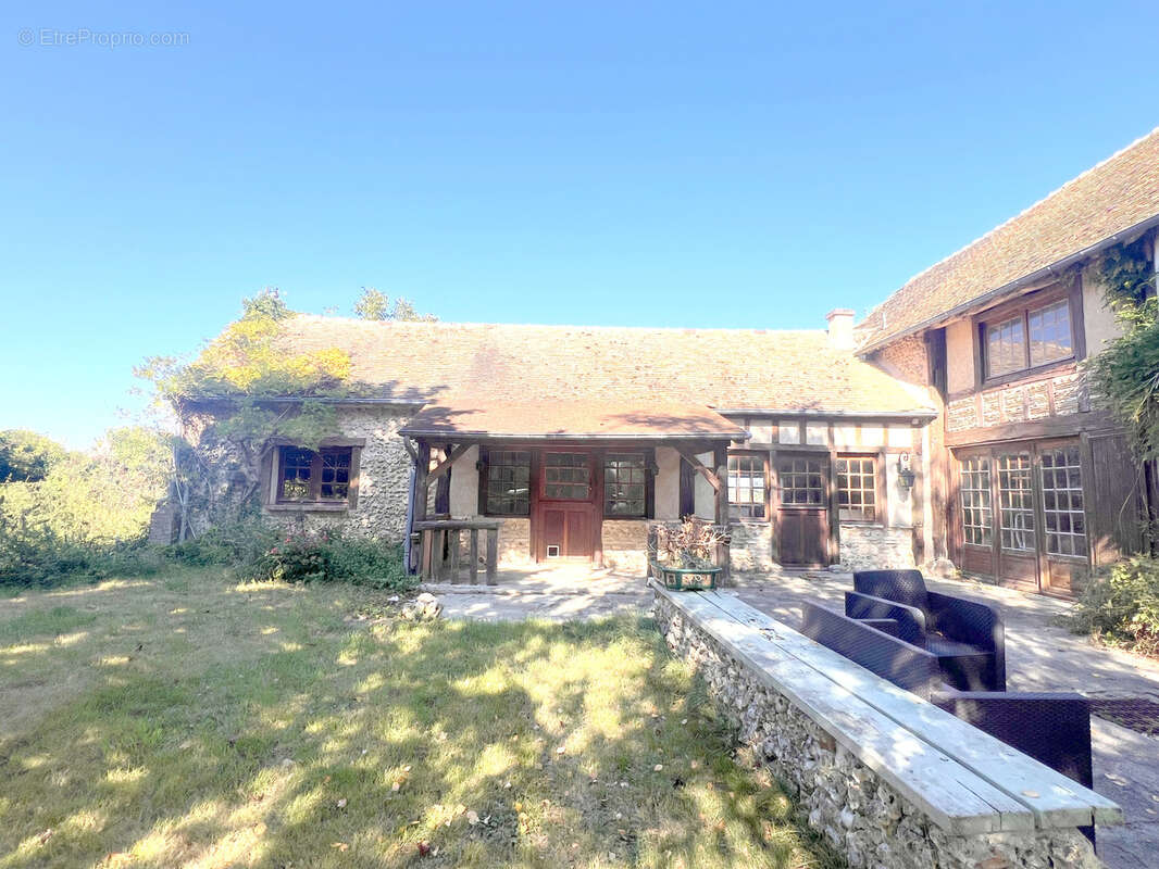 Maison à BU