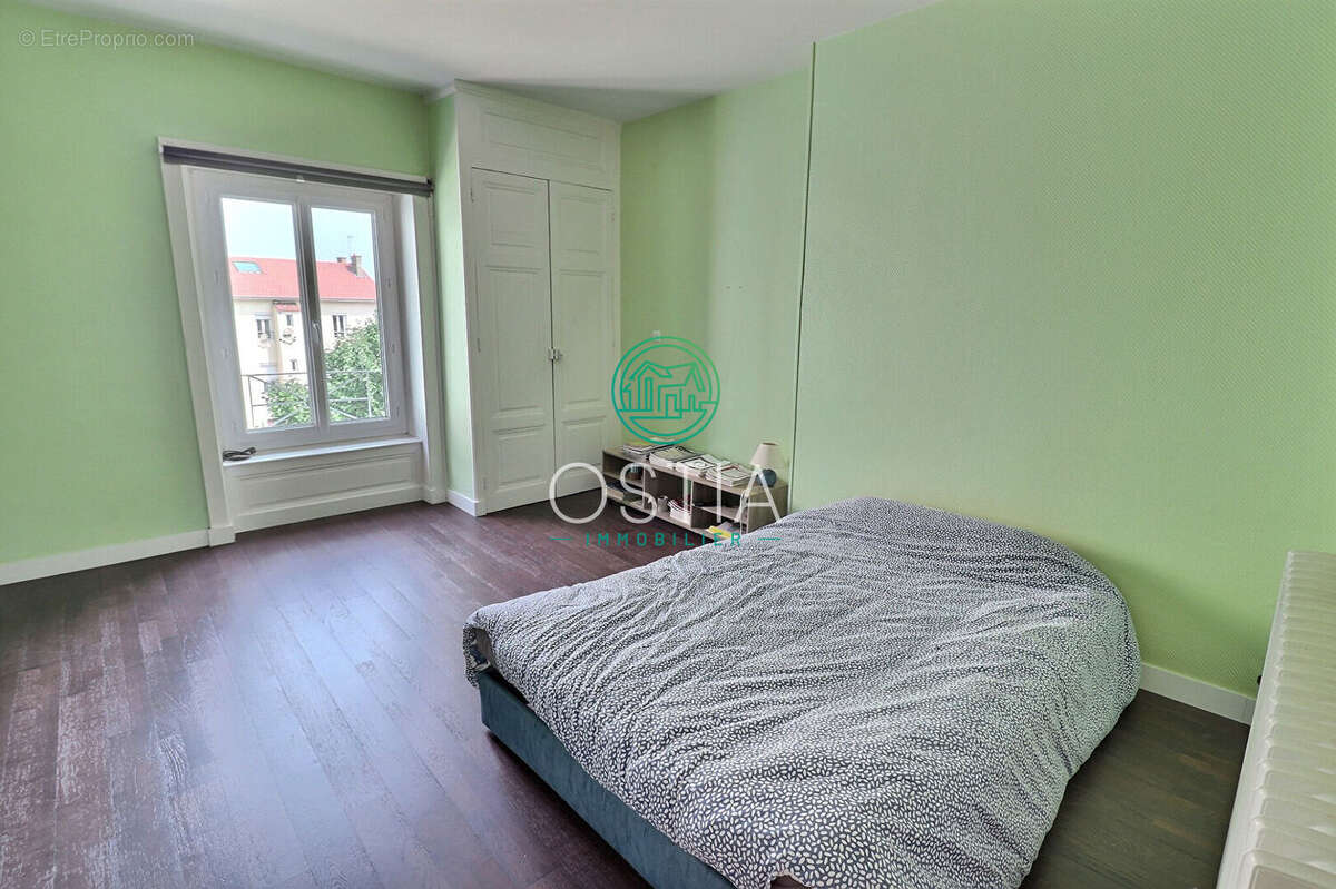 Maison à SAINT-MARTIN-LA-PLAINE