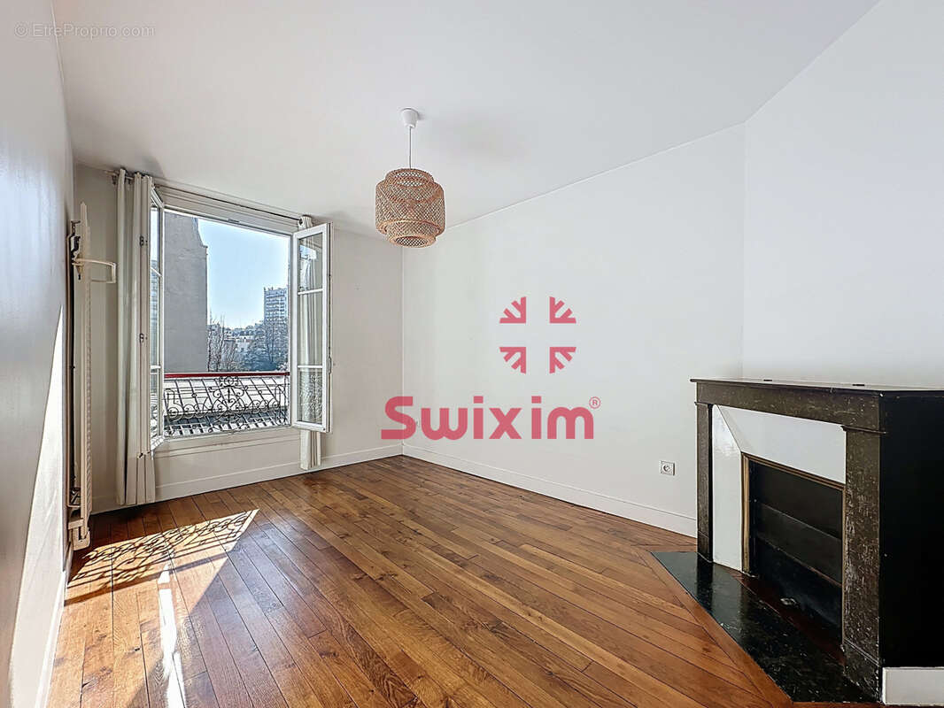 Appartement à PARIS-18E