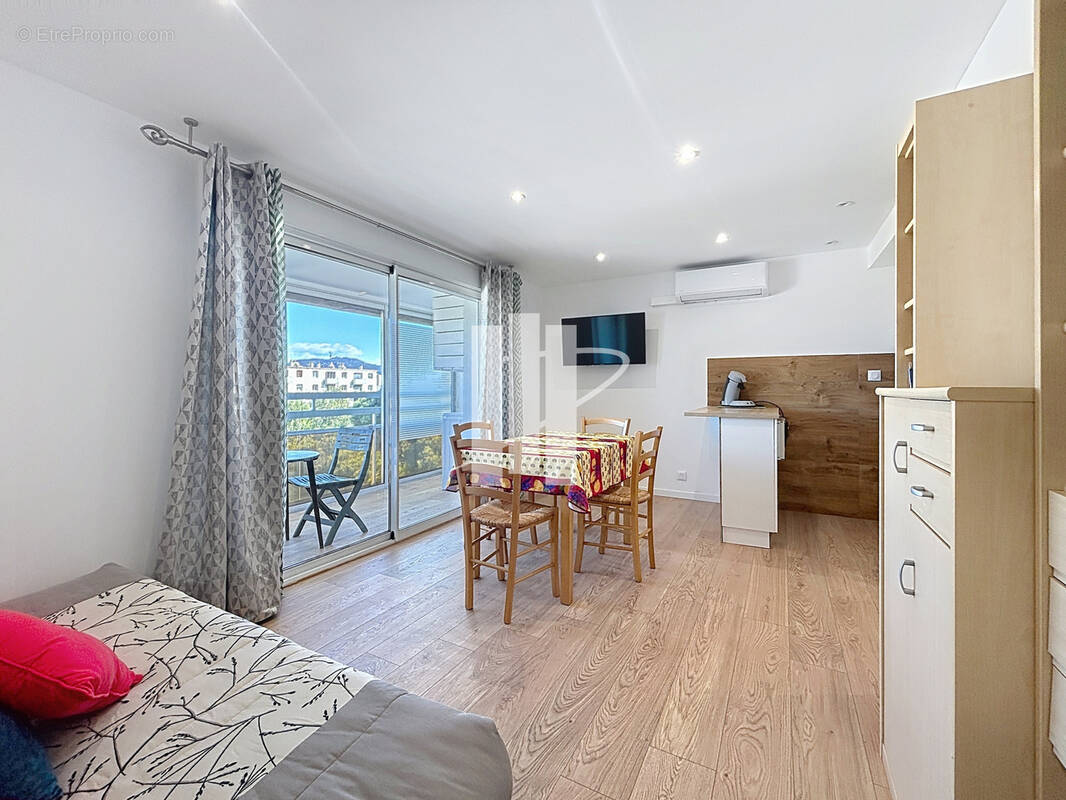 Appartement à SAINT-RAPHAEL