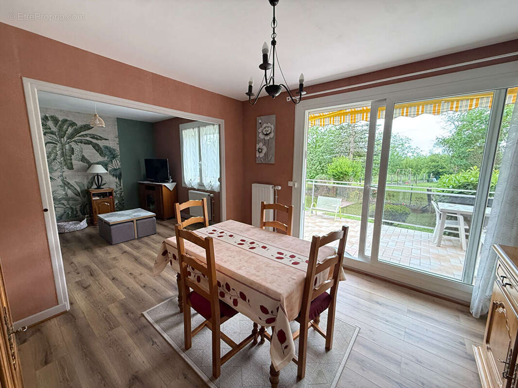 Maison à CHARLEVILLE-MEZIERES