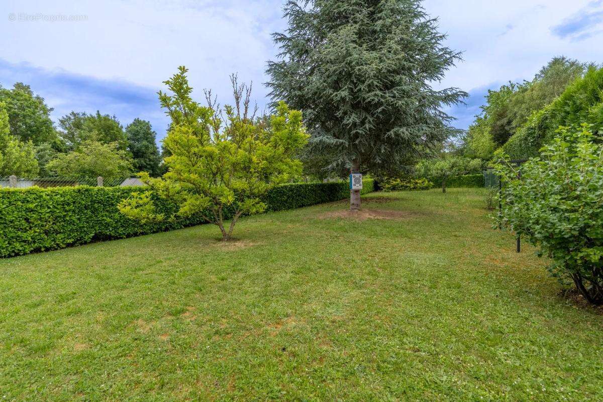 Appartement à PRESLES