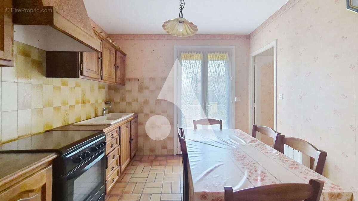 Maison à SAINT-JUERY