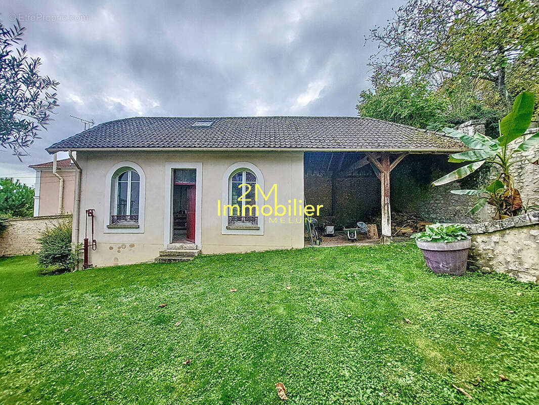 Maison à LE MEE-SUR-SEINE