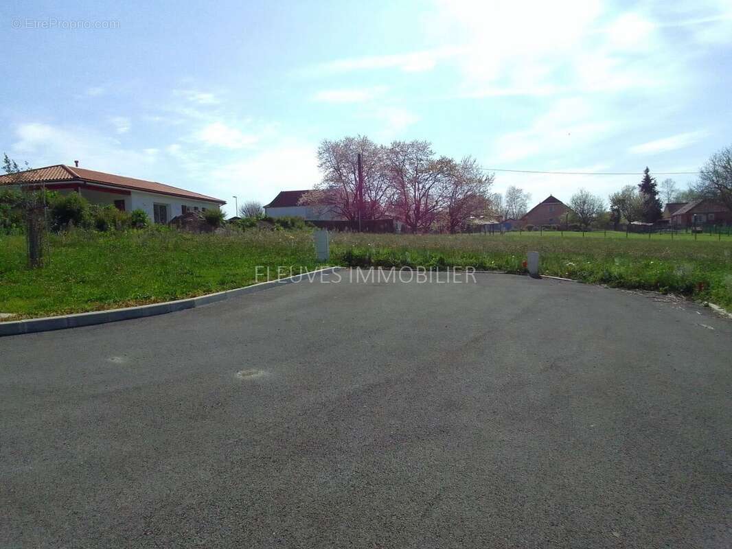 Terrain à NAVARRENX