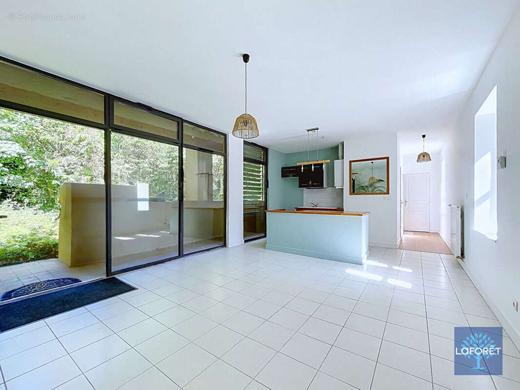 Appartement T2 - Curis Au Mont d'Or - photo 6