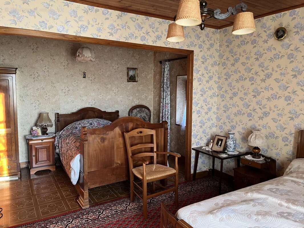 Maison à LATHUS-SAINT-REMY