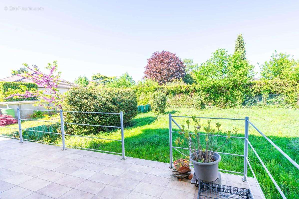 Appartement à GROSLAY
