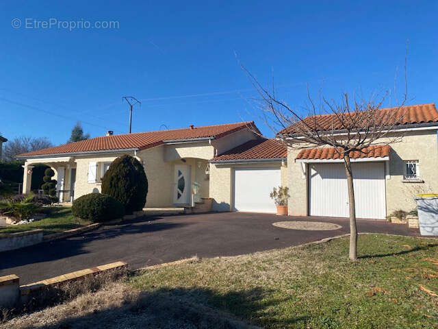 Maison à SAINT-CYPRIEN