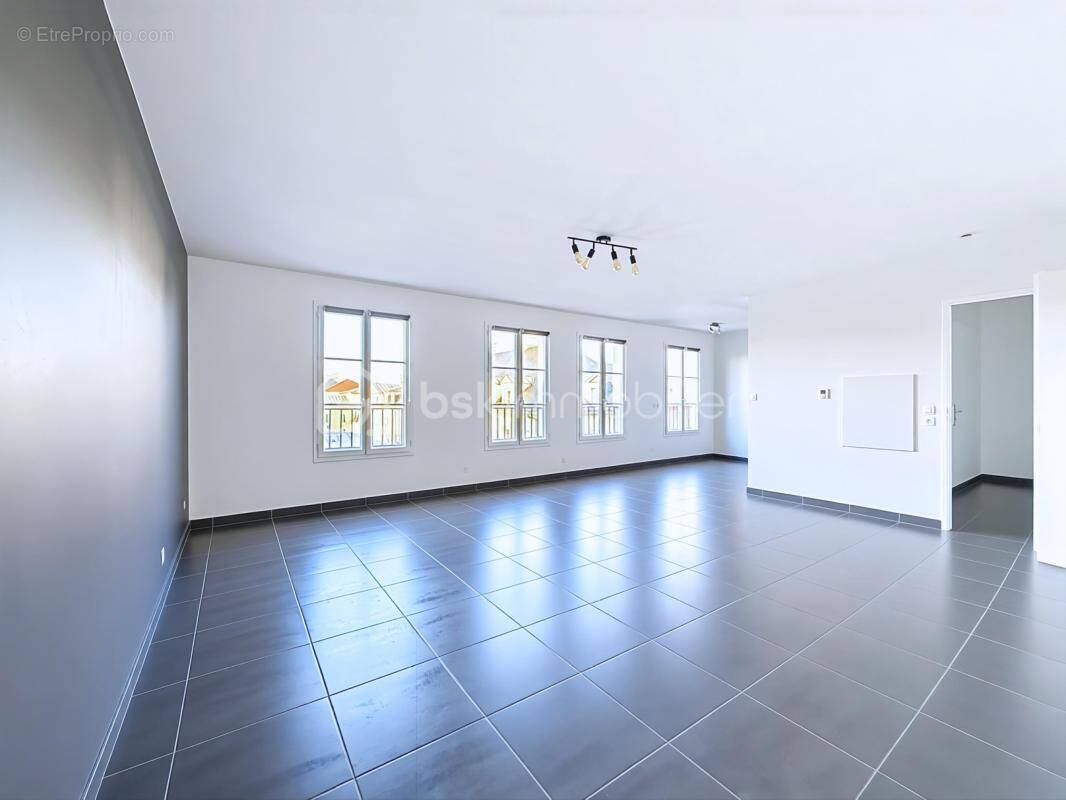 Appartement à SERRIS