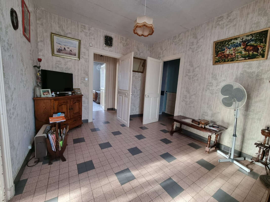 Photo 6 - Maison à GUEUGNON