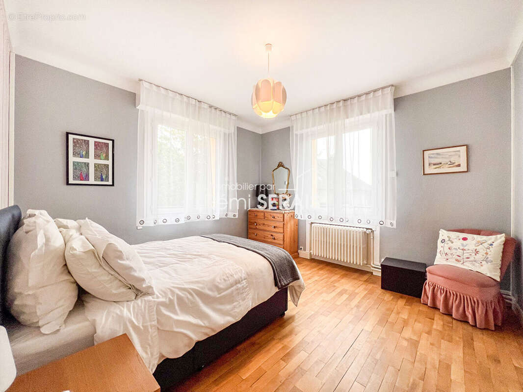 Maison à CONDE-SUR-NOIREAU