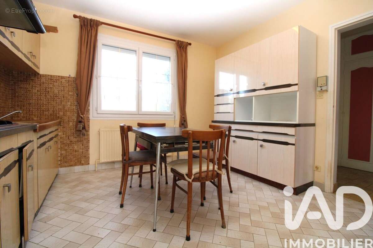 Maison 86 m² à Lancome  - photo 4