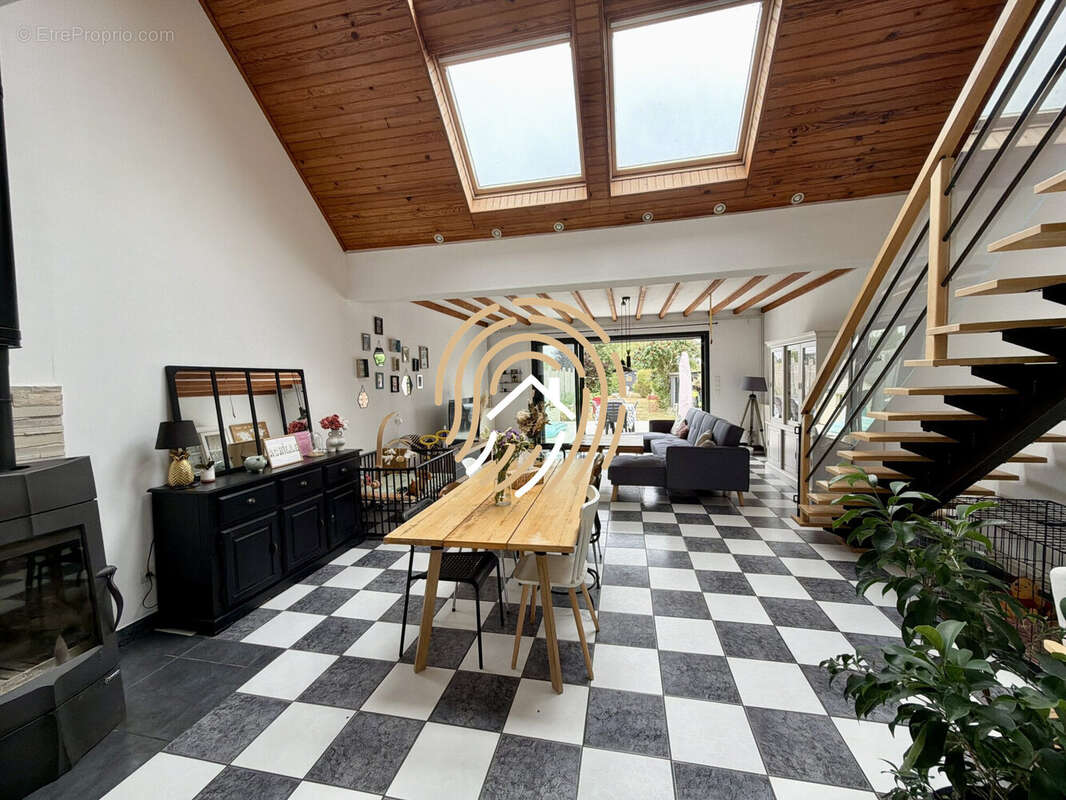 Maison 126 m² à Raimbeaucourt  - photo 2