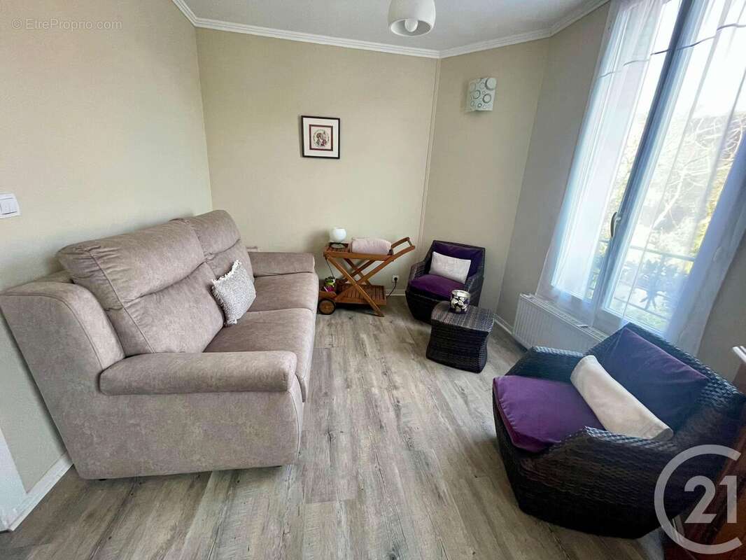 Appartement à CLAYE-SOUILLY