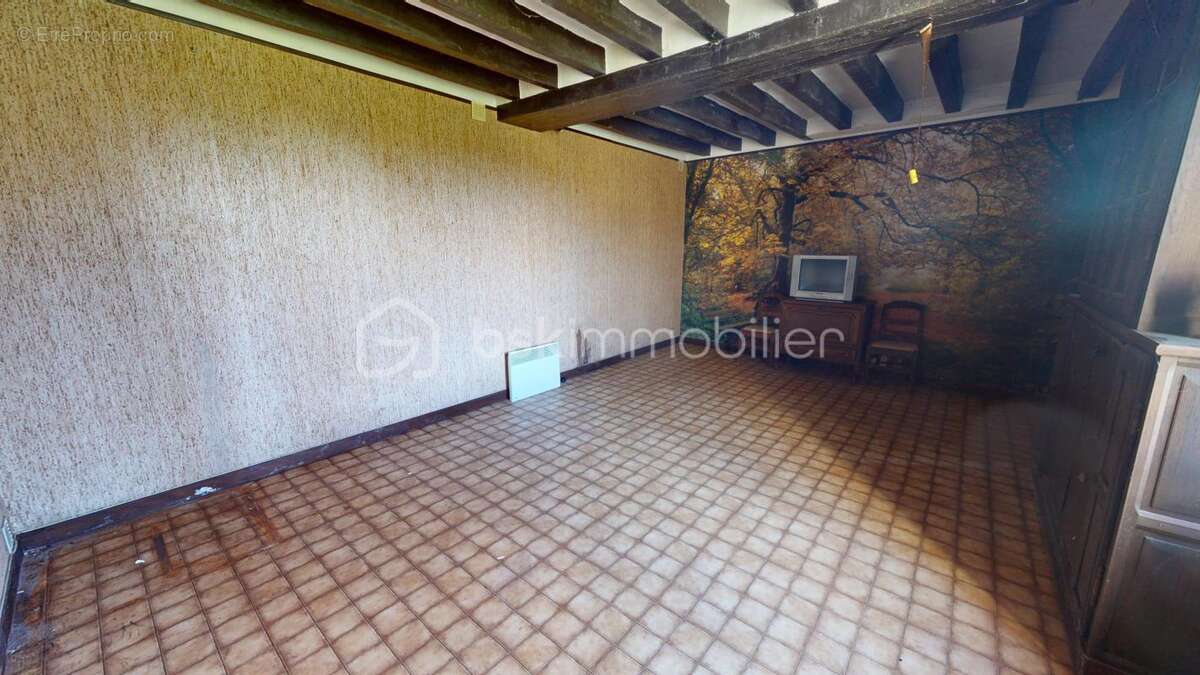 Maison à BEAUNE-LA-ROLANDE