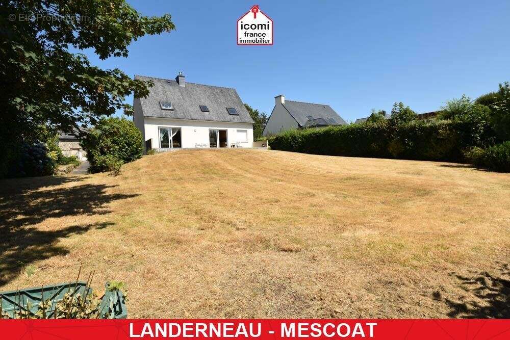 Finistere - landerneau (29800) - a vendre - maison individuelle de 134 m²- 5 chambres - jardin clos de 1100m² - sous sol complet - photo 10
