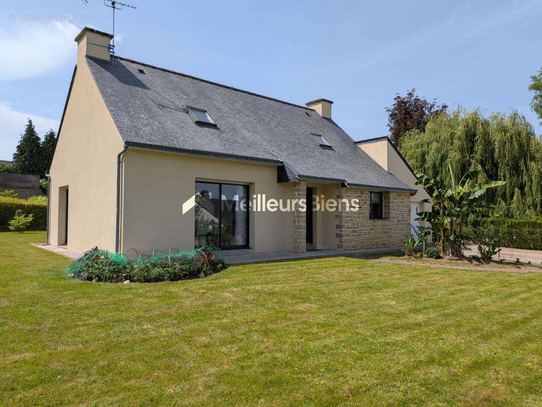 Maison familiale au cœur de La Gacilly avec grand terrain constructible - photo 5