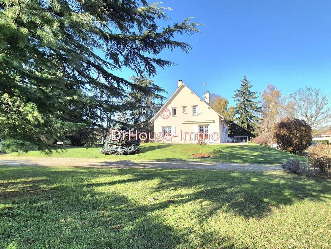 Maison à DRACY-LE-FORT