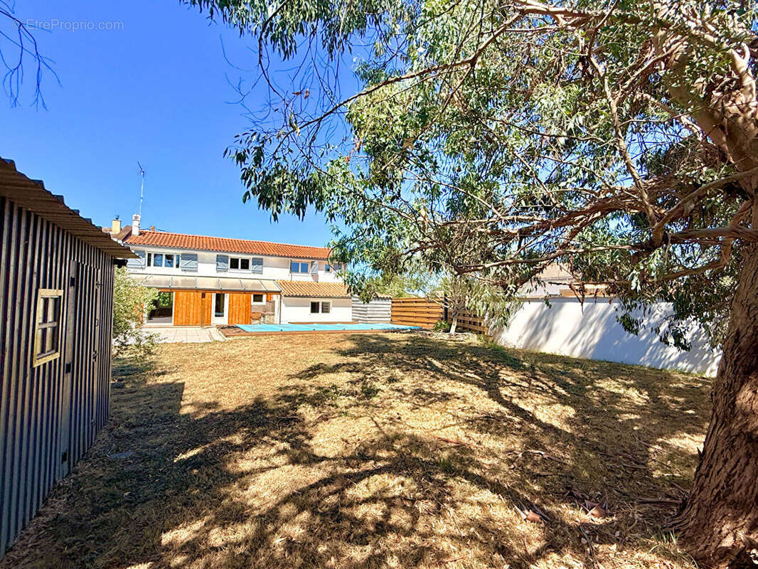 4 CHAMBRES avec garage et jardin - photo 2