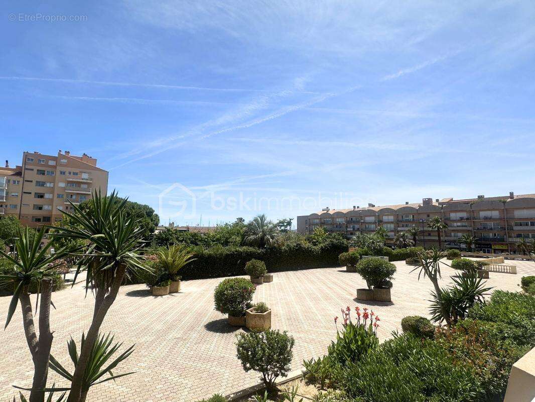 Appartement à HYERES