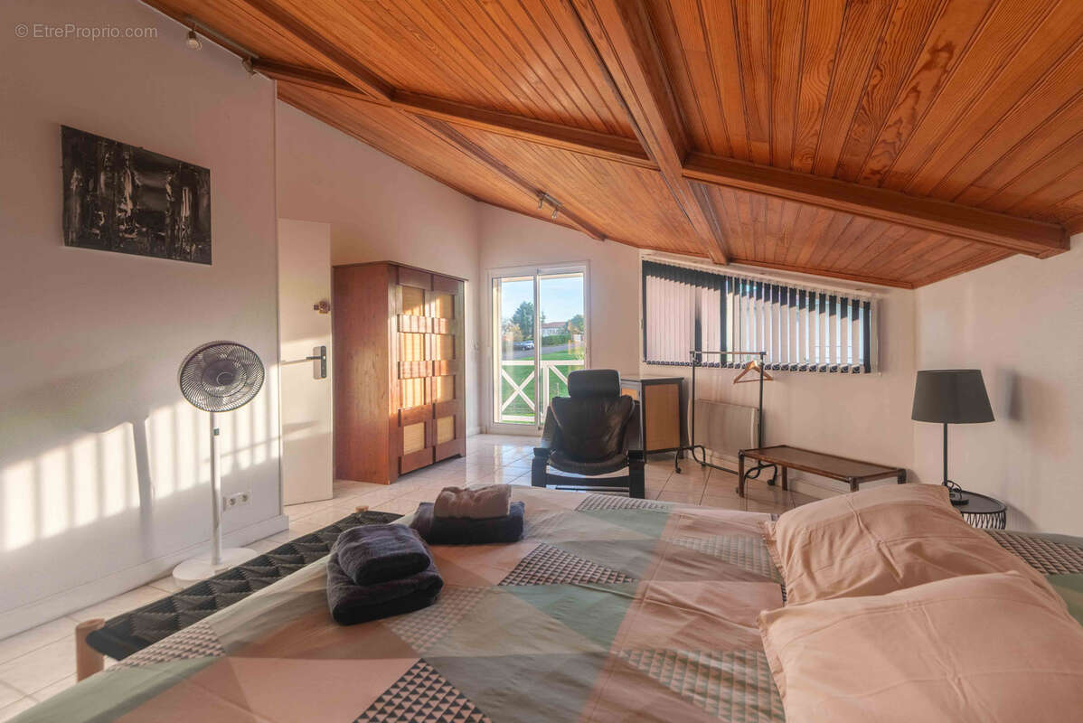 Maison à CARIGNAN-DE-BORDEAUX