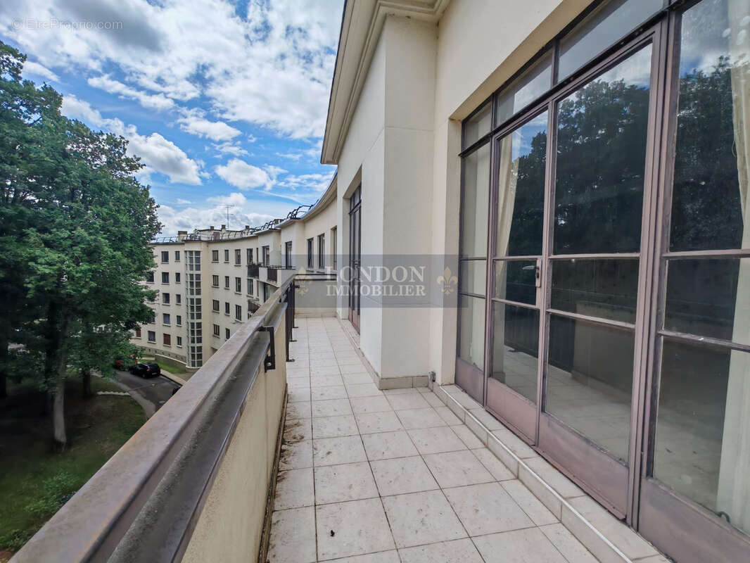 Appartement à VERSAILLES