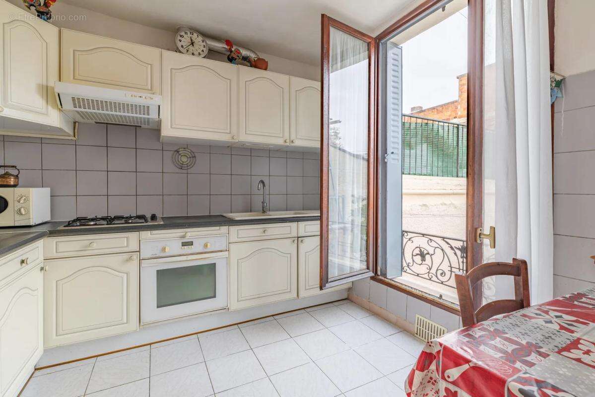 Maison à IVRY-SUR-SEINE