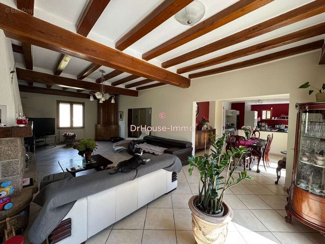 Maison à VAUX-SUR-SEINE