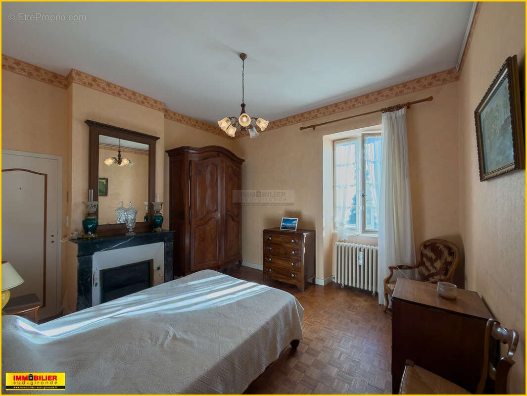 Maison à ILLATS