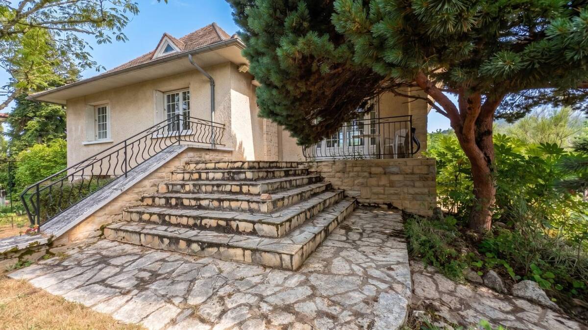 Maison à CAHORS