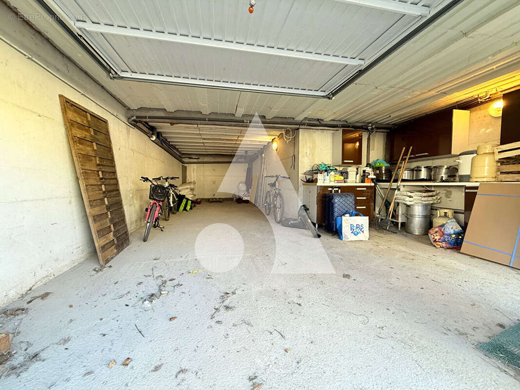 Appartement à PEYROLLES-EN-PROVENCE